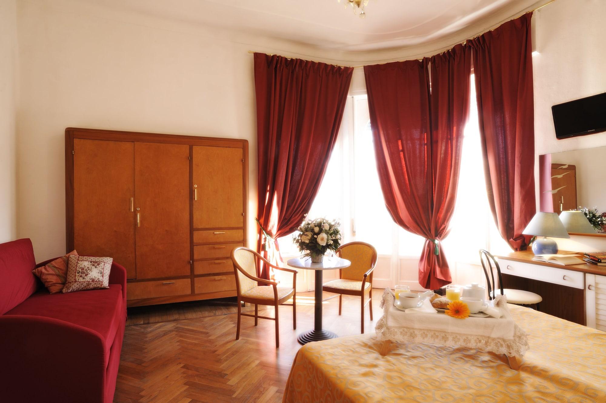Hotel Alfieri Alassio Exterior photo