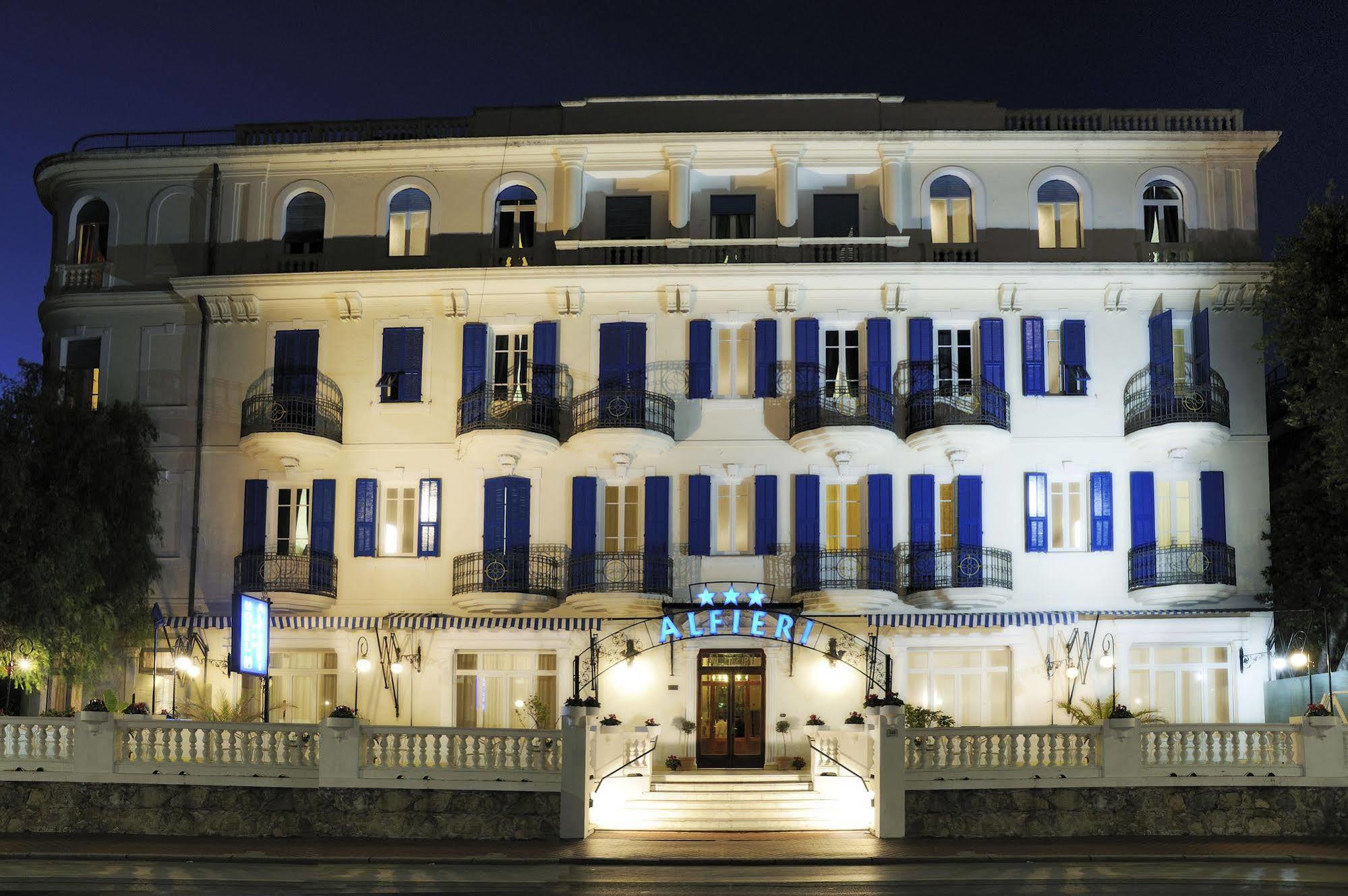Hotel Alfieri Alassio Exterior photo